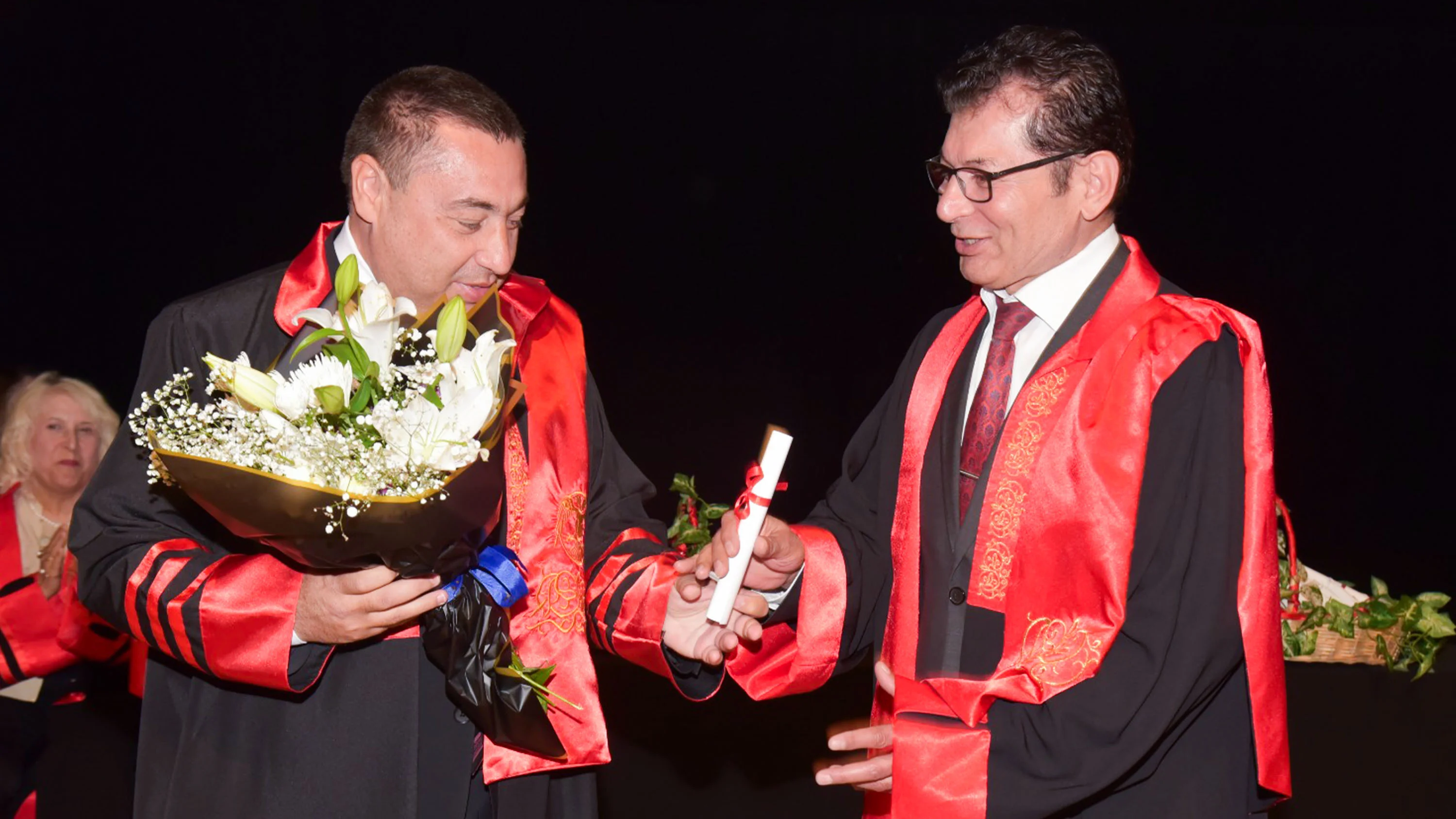 Rektör Yardımcısı Prof. Dr. Ahmet Ak, Hukuk Fakültesinden mezun oldu